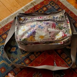 LeSportsac deluxe everyday crossbody